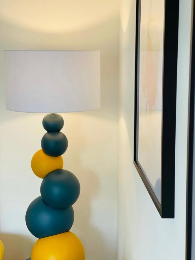 La Belle Ferronniere Appartement Avec Environnement Paisible 阿姆博斯 外观 照片